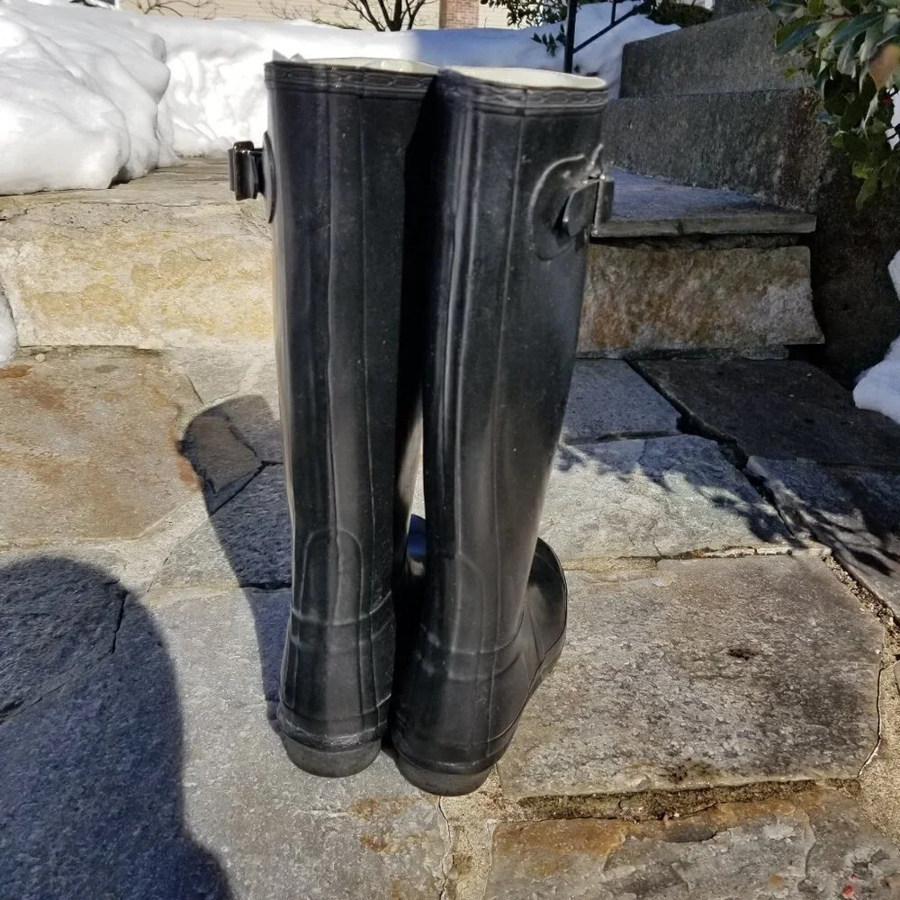 Hunter Extended Calf Tall Gloss Rain Boots Size 6